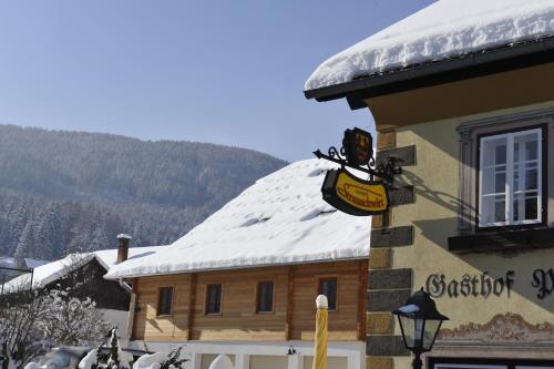Hotel Und Stranachwirt 3*