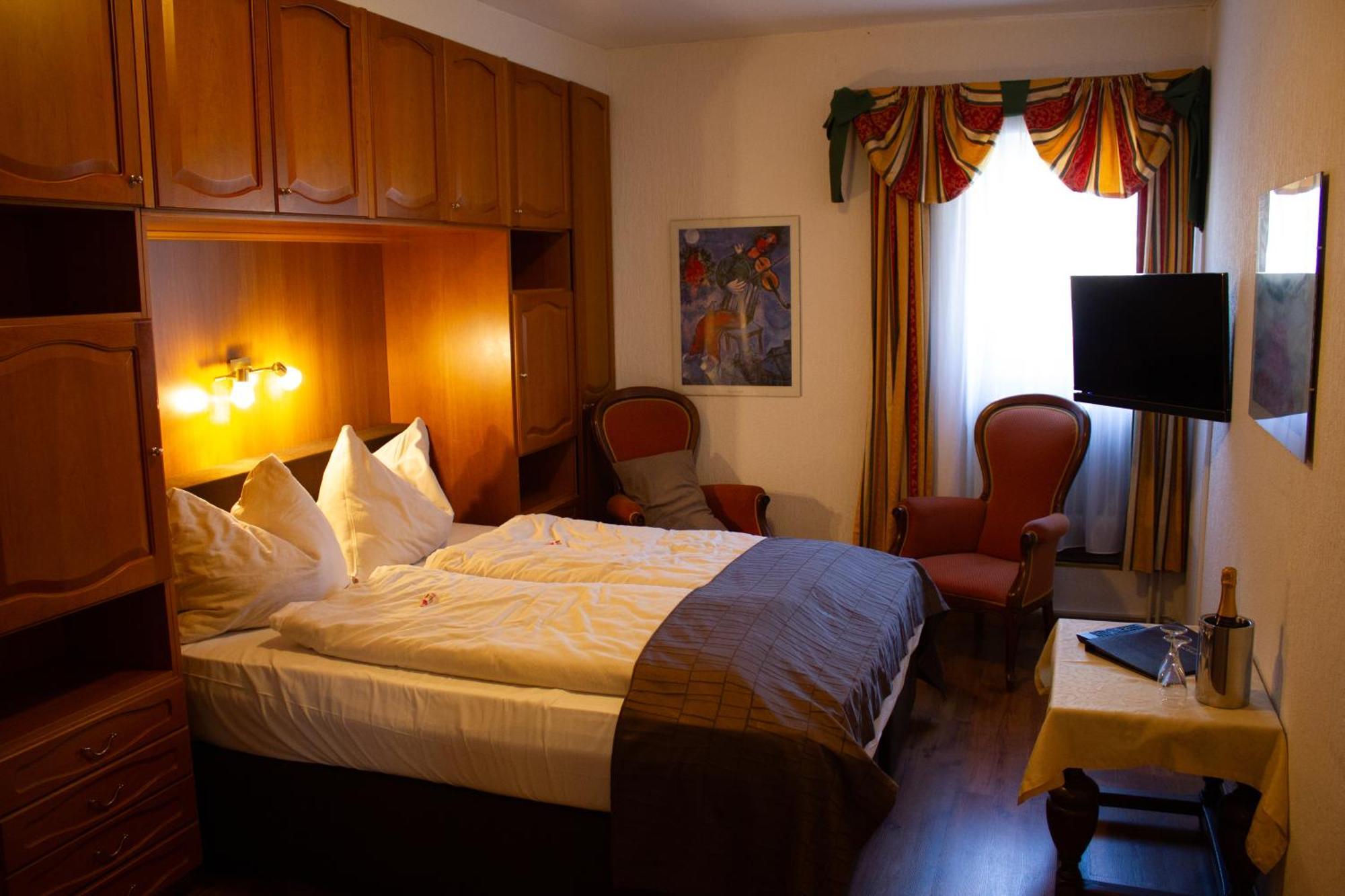 Hotel Und Stranachwirt 3*